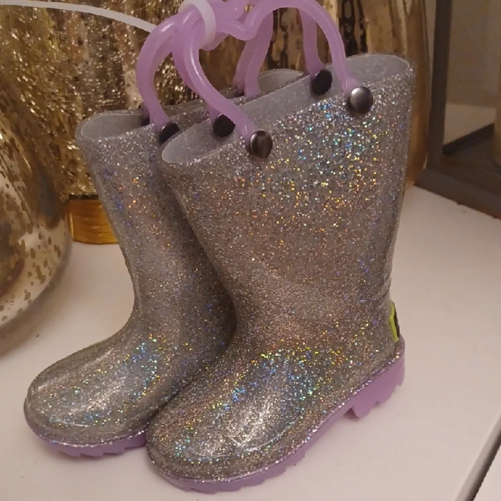 Western Chief Glitter Rain Boots with Purple Soles